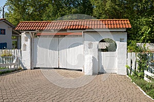 Divnogorye, Courtyard entrance