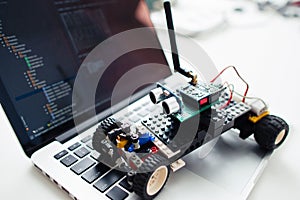 Diy rc car made on base of microcontroller