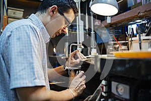 DIY work on workbench