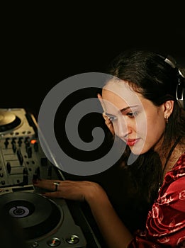 DJ - girl