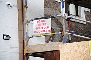 Do not enter scaffold construction site health and safety sign