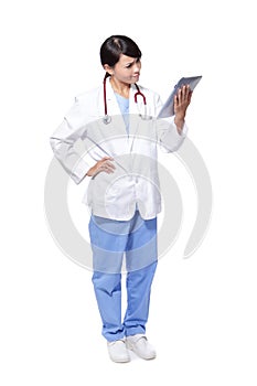 Doctor confuse look tablet pc