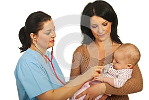 Doctor examine baby