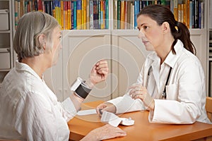 Doctor patient wrist blood pressure monitor