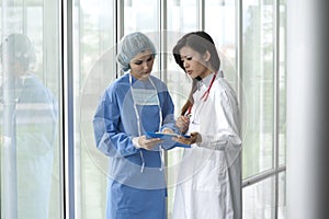 Doctor and Surgeon Consulting
