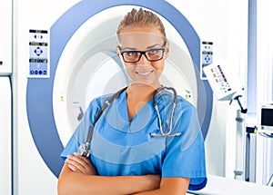 Doctor and tomographic scanner