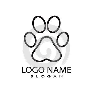 Dog paw vector footprint icon logo symbol graphic  illustration