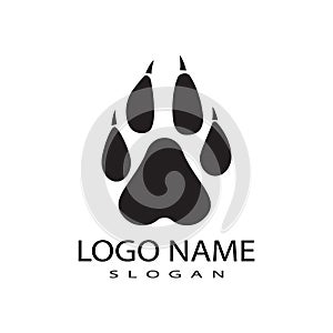 Dog paw vector footprint icon logo symbol graphic  illustration