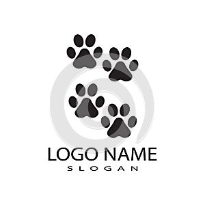 Dog paw vector footprint icon logo symbol graphic  illustration