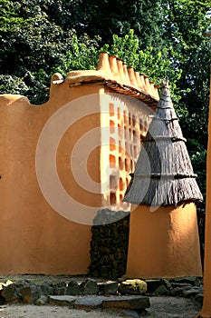 Dogan family and storehouse (Mali)