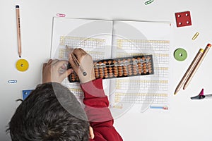 Doing mental math or mental arifmethic