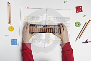 Doing mental math or mental arifmethic