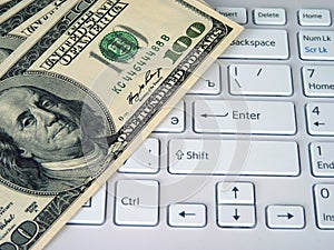 Dollars and computer