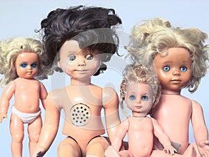 Dolls groups