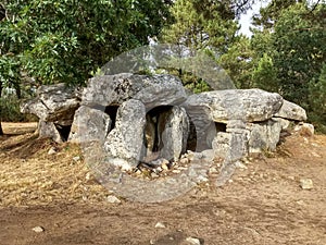 Dolmen of Mane Braz - megalithic monument in Brittany