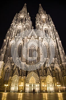 Dom in Cologne at night lighting