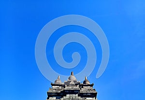 the dome top of the temple and the view of the blue sky