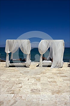 Dominicana bed curtain photo