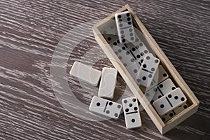 Domino game