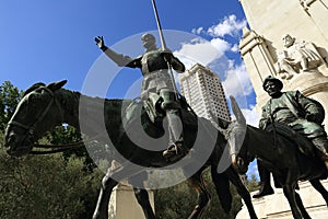 Don Quijote de la Mancha, Plaza de EspaÅˆo, the modern building, Madrid, Spain