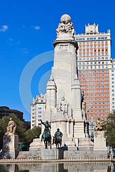 Don Quixote and Sancho Panza statue - Madrid Spain