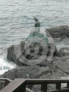 Dongbaek Island Mermaid Status, Busan