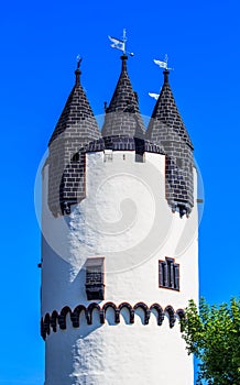 Donjon tower in Castle Park of Hanau-Steinheim, Germany