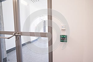 The door and the access control system
