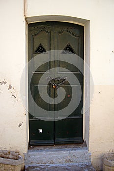 A door in Canne France