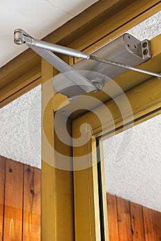 Door Closer photo