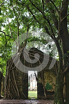 The door that frames the door of the ruins of the old prison photo