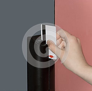 Door opening by means of the plastic magnetic car