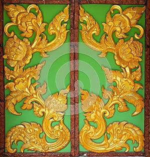 Door pattern Lai Kanok thai