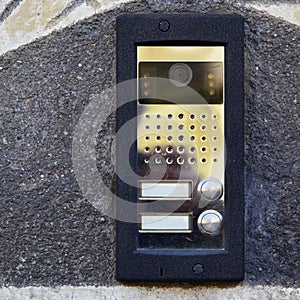 On-door speakerphone