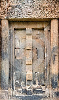 Door stone castle