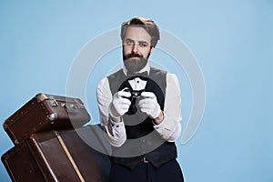 Doorkeeper posing with controller