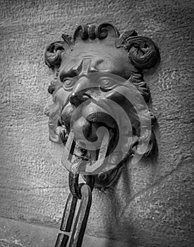 Doorknocker with head of lion