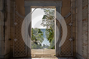 Doorway to a view at Untermyer Park