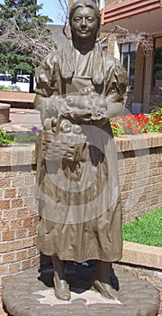 Dorothy statue in Liberal Kansas