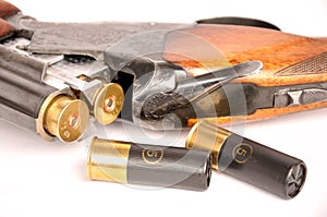 Double barrel shotgun