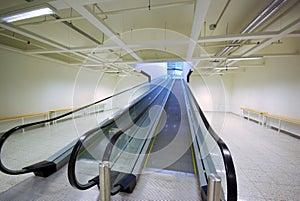 Double way escalator