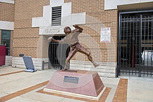 Doug Flutie statue, Boston College, Newton, MA, USA
