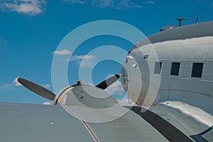 Douglas R4D Skytrain - Propeller Airplane