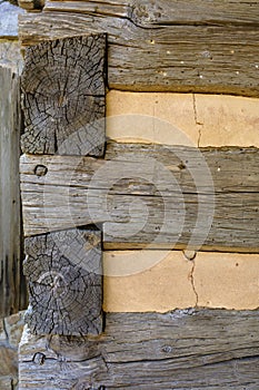 Dovetail notches with chinking