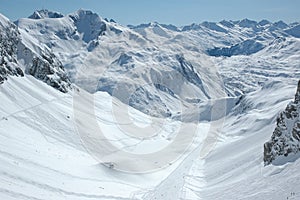 Downhill ski slope to ZÃ¼rs