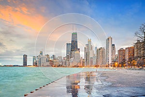 Downtown chicago skyline at sunset Illinois