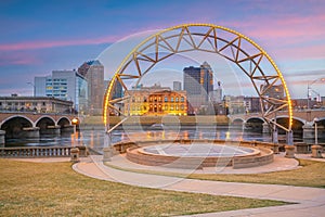 Downtown Des Moines city skyline cityscape of Iowa and public park in USA