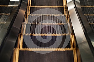 Downward escalator steps