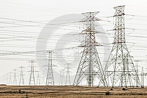 Electricidad sobre el desierto 