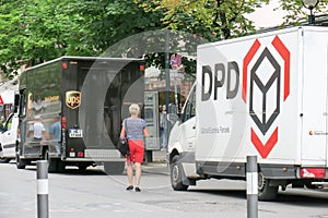 DPD and UPS